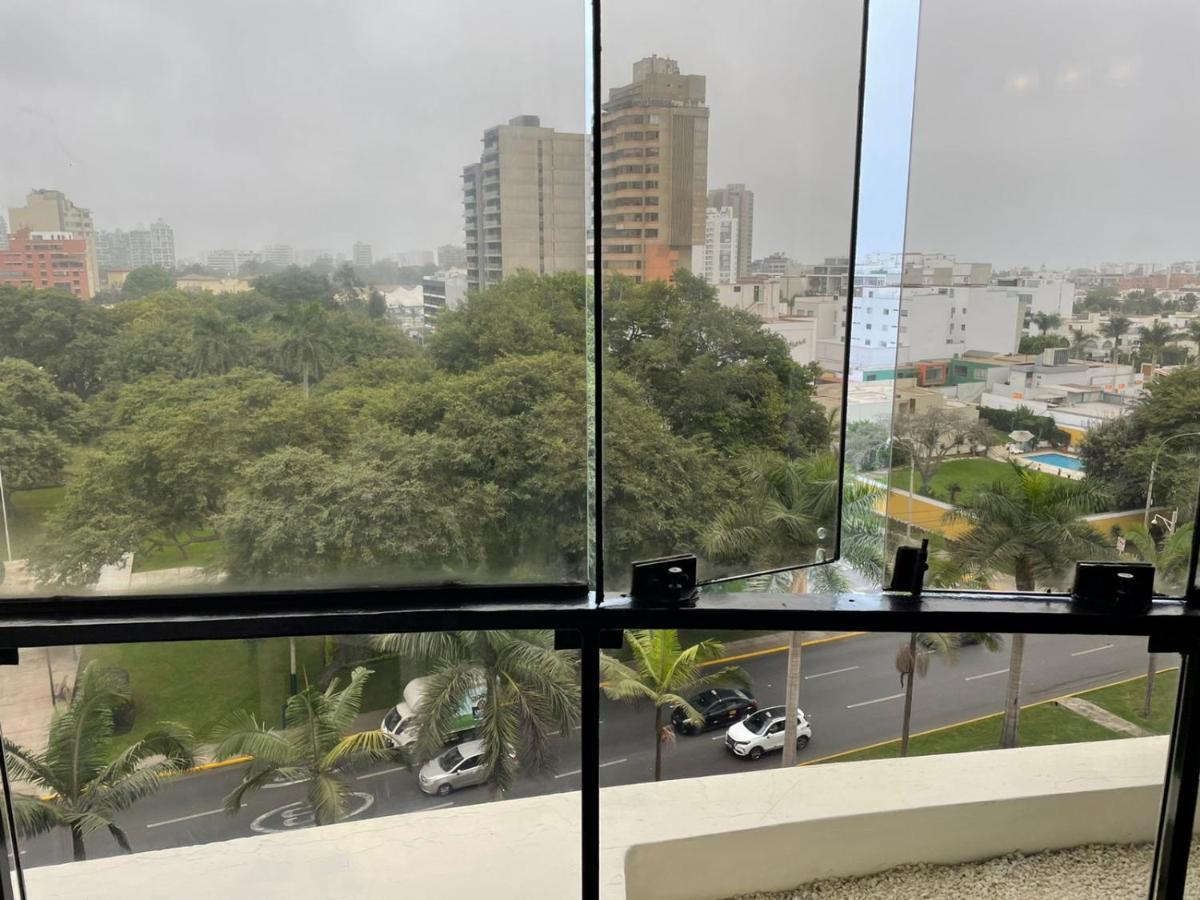 Acogedor Dpto En San Isidro Excelente Vista, Piscina Y Wifi Appartement Lima Buitenkant foto