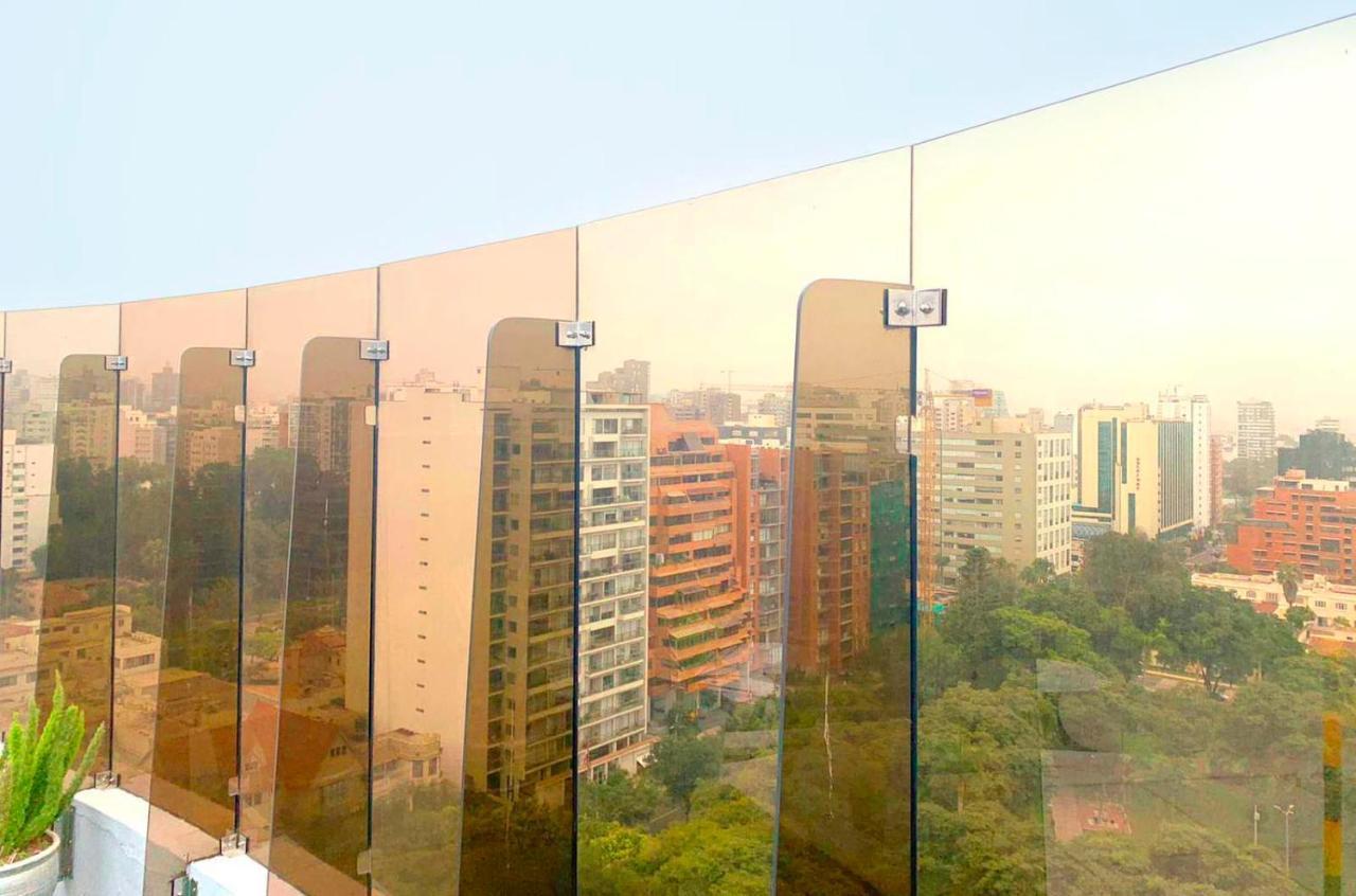 Acogedor Dpto En San Isidro Excelente Vista, Piscina Y Wifi Appartement Lima Buitenkant foto